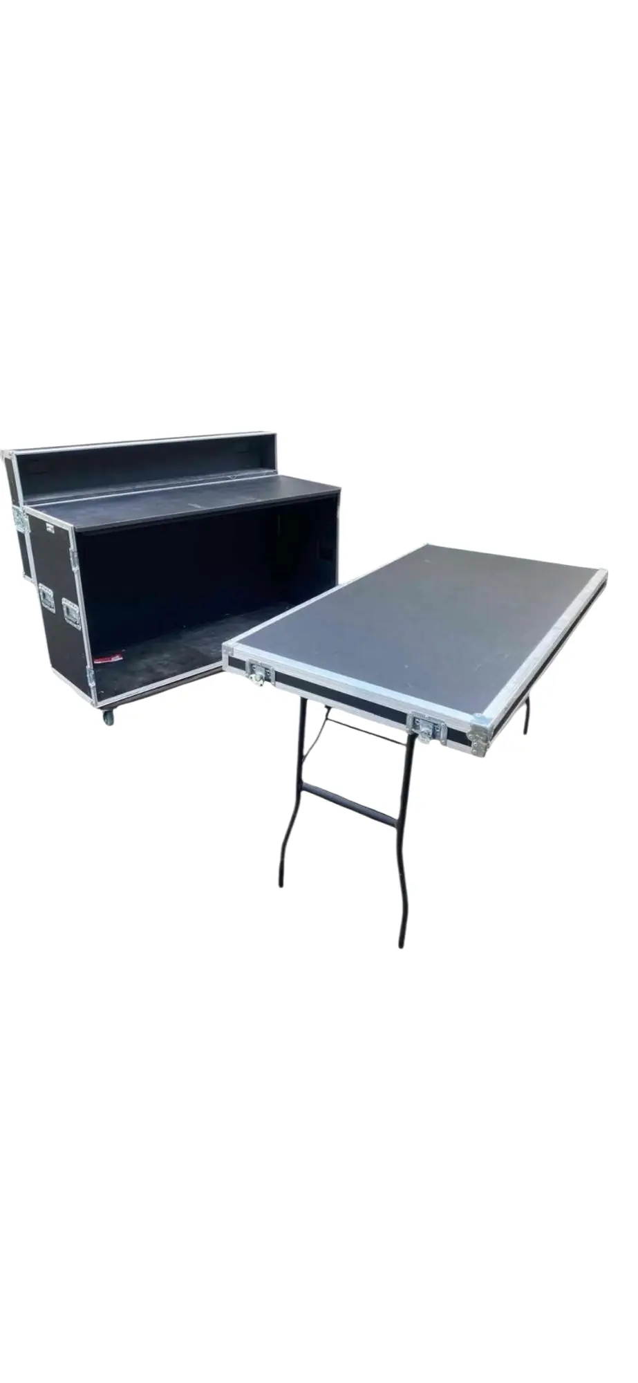 Dj Booth